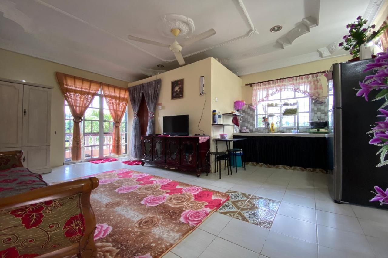 Oyo Home 90331 D'Jj Homestay Kota Belud Ngoại thất bức ảnh