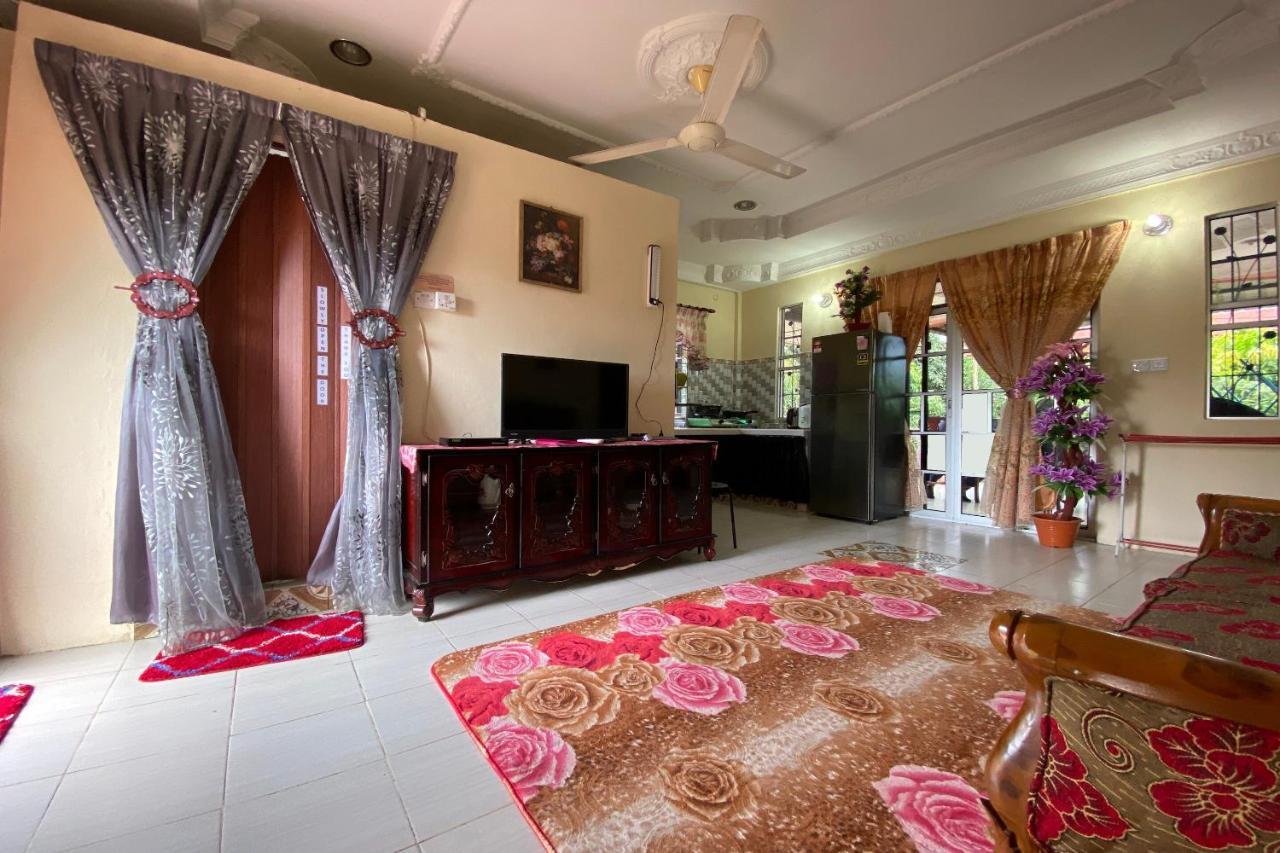 Oyo Home 90331 D'Jj Homestay Kota Belud Ngoại thất bức ảnh