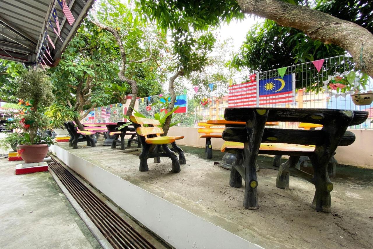 Oyo Home 90331 D'Jj Homestay Kota Belud Ngoại thất bức ảnh